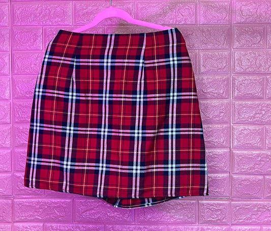 Falda a cuadros roja