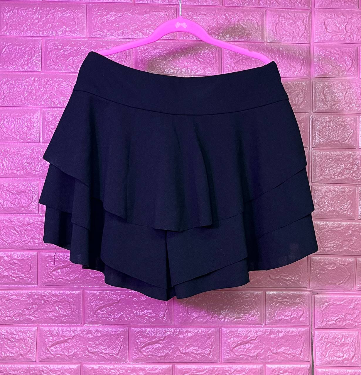 falda negra corta